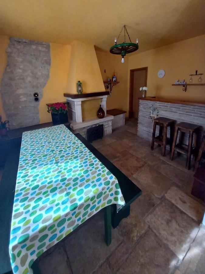 הוילה בוג'ה Casa Girasole מראה חיצוני תמונה