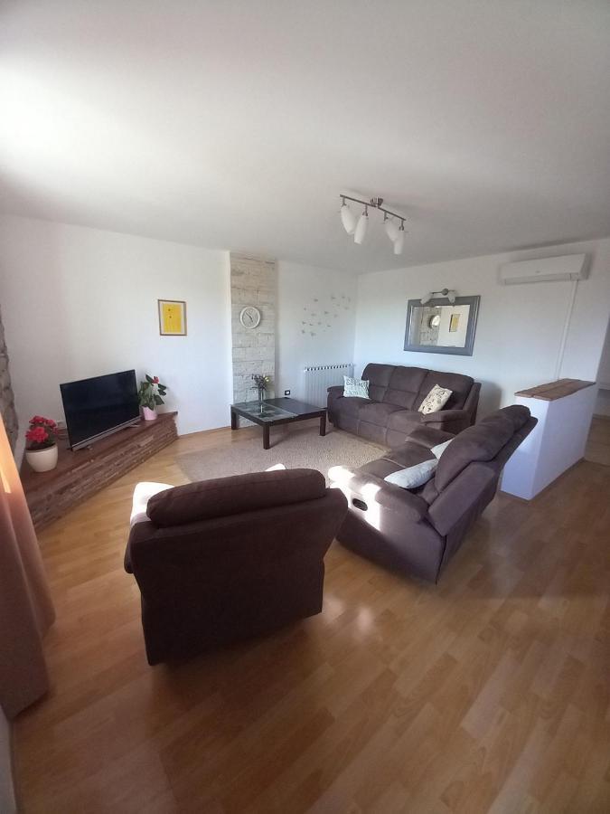 הוילה בוג'ה Casa Girasole מראה חיצוני תמונה