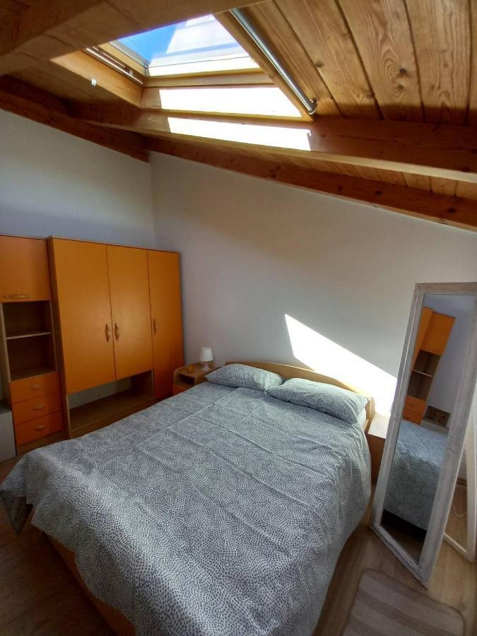הוילה בוג'ה Casa Girasole מראה חיצוני תמונה
